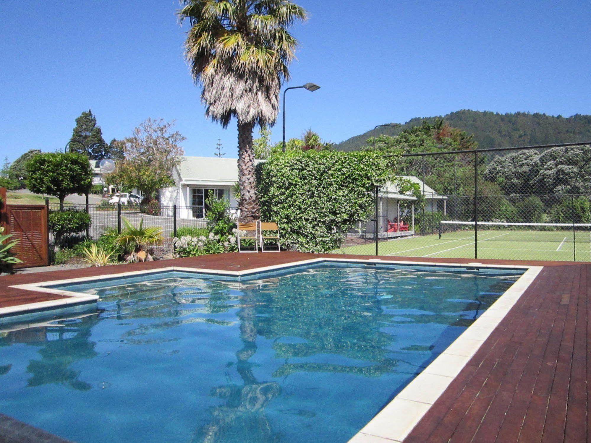 Pauanui Pines Motor Lodge Exterior foto