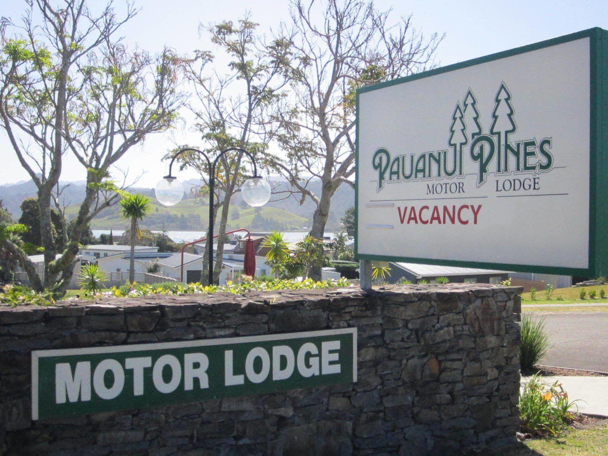 Pauanui Pines Motor Lodge Exterior foto
