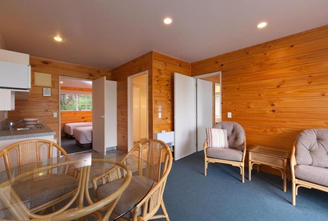 Pauanui Pines Motor Lodge Exterior foto